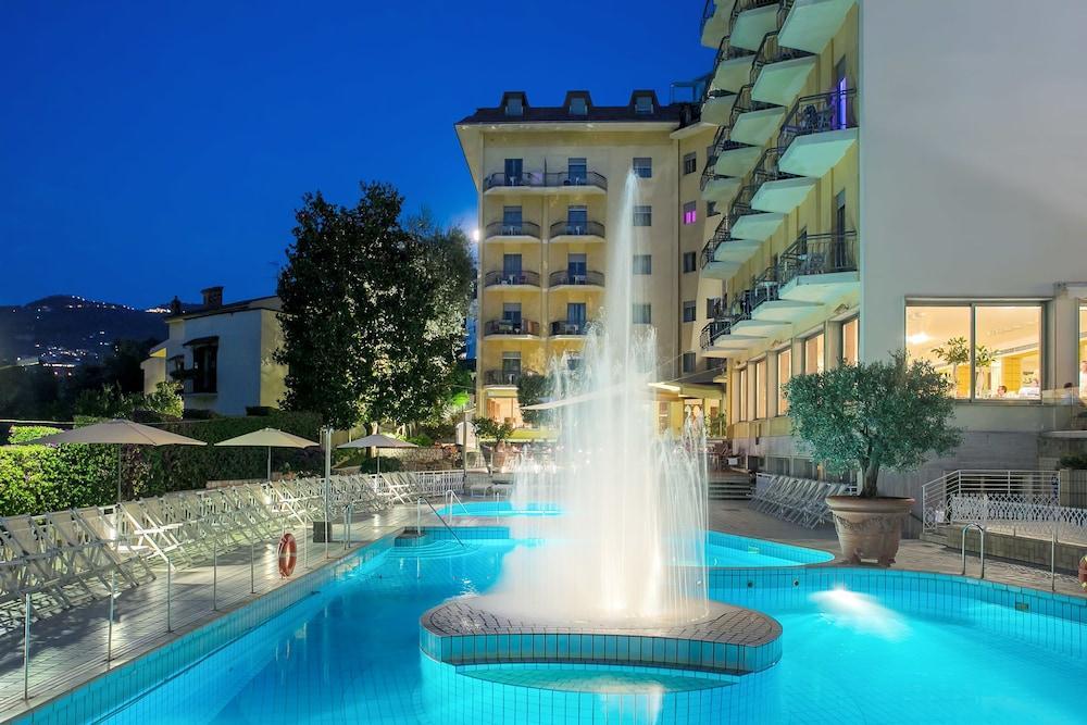 Hotel Conca Park Sorrento Exterior photo